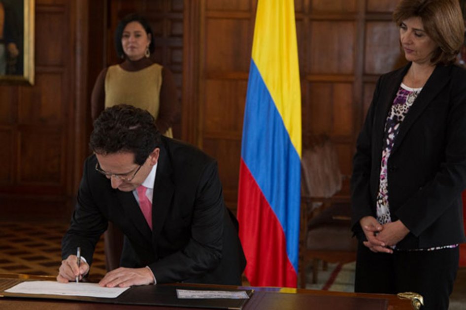 Colombia descarta regreso de su embajador en Venezuela