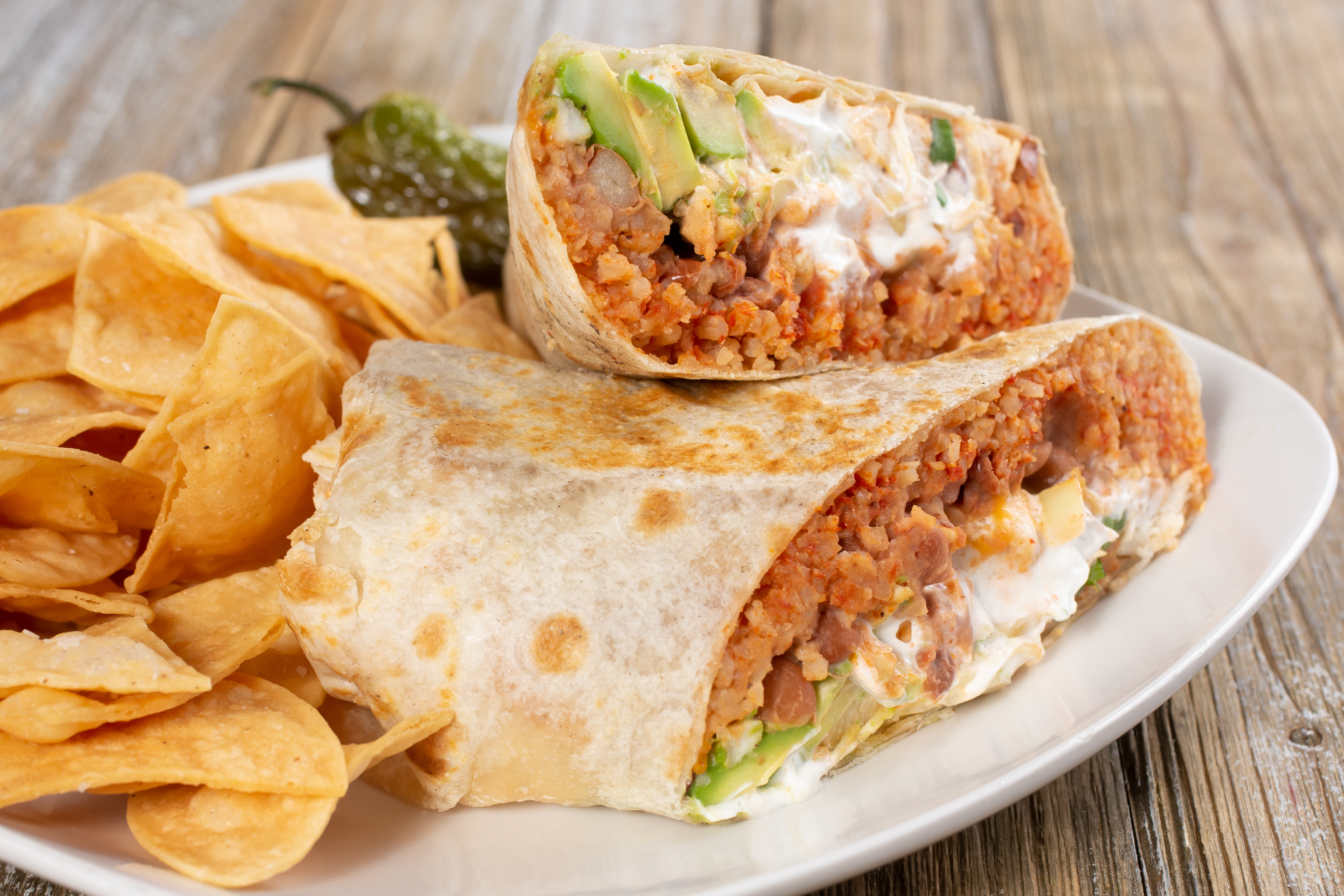 Así puedes preparar wraps de pollo muy fácil