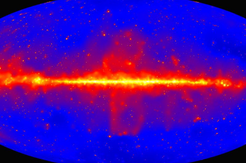 Calculan la cantidad de luz que ha producido el universo