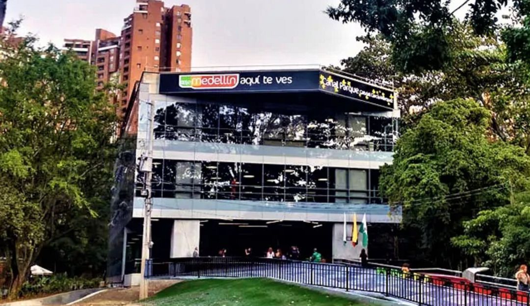 Procuraduría y Fiscalía inspeccionaron oficinas de Telemedellín