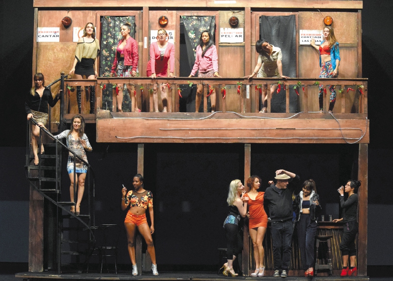 La ópera Mahagonny: Una reflexión sobre la decadencia de la sociedad