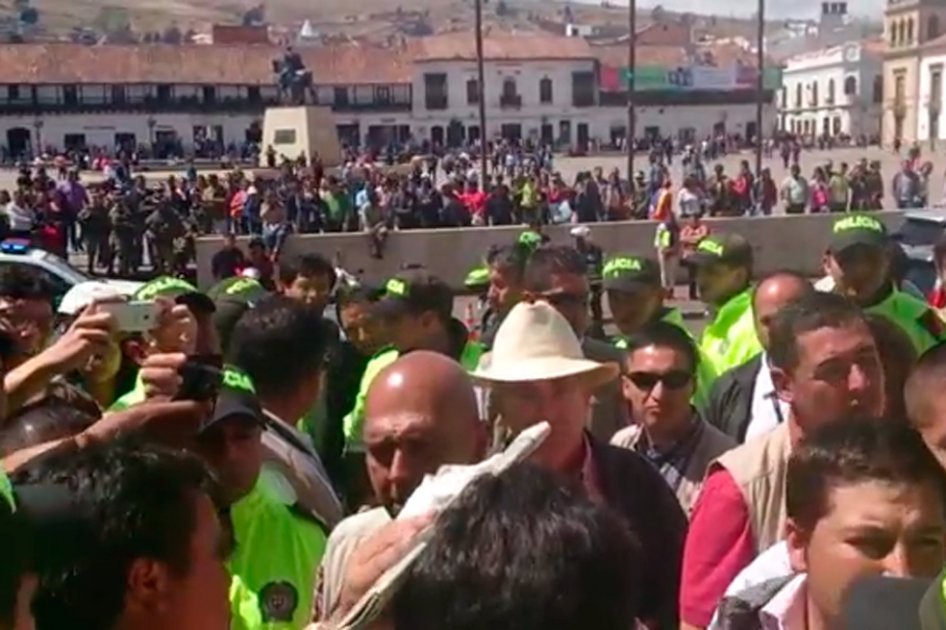 Álvaro Uribe fue abucheado en Tunja