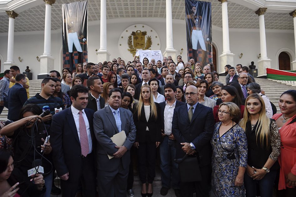 Oposición venezolana señala que "sacrificar" diputados evitará un estancamiento de su trabajo