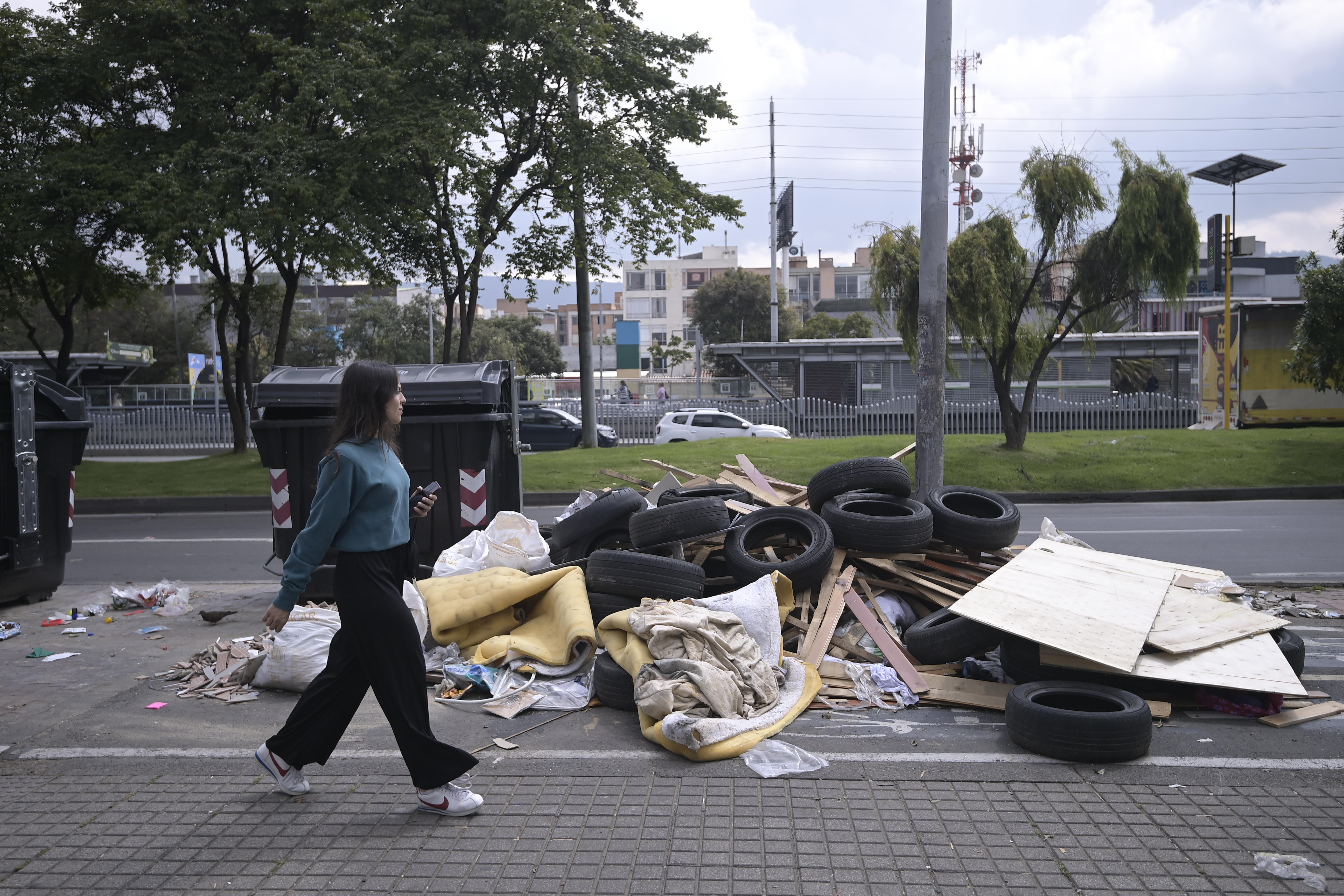 Hora cero del aseo en Bogotá: prórroga de contratos elimina el riesgo de improvisar