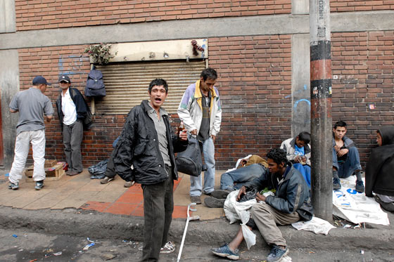 Policía pide a la comunidad que no de limosna en efectivo