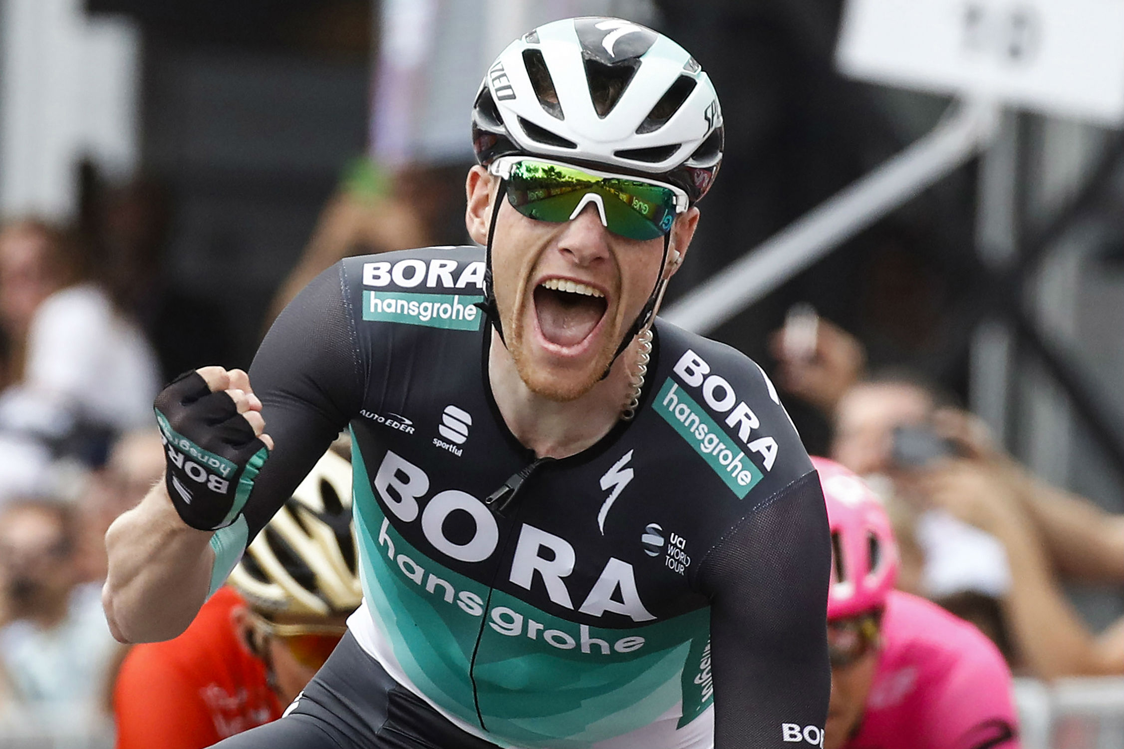 Sam Bennett ganó la séptima etapa del Giro de Italia