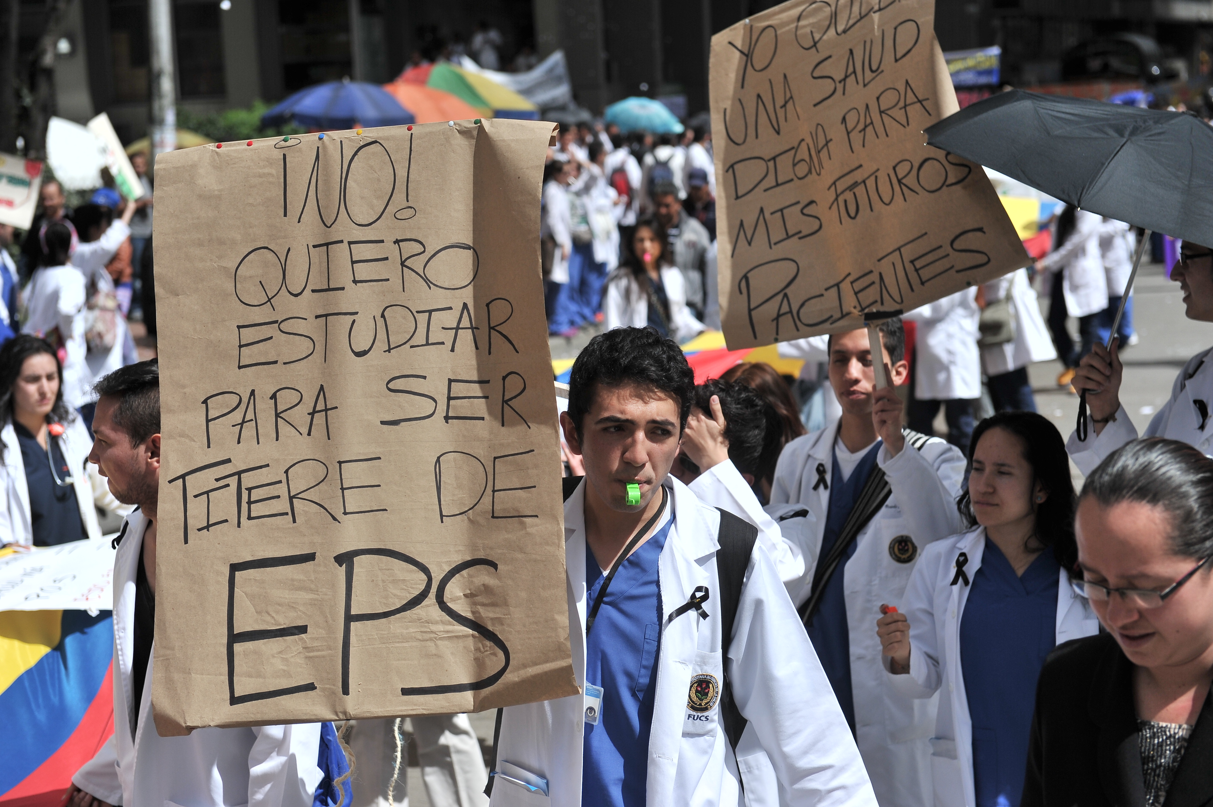 Vuelve a discutirse en el Congreso la reforma a la salud: ¿qué está en juego?
