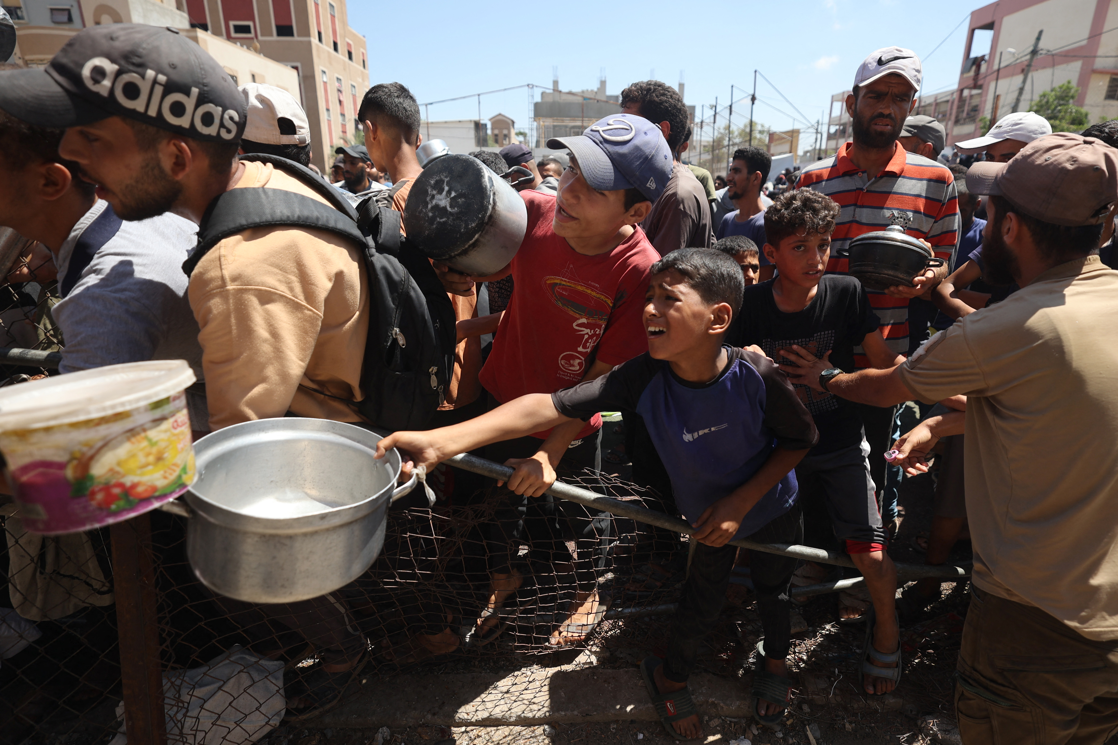 Otros 39 palestinos asesinados este sábado en Gaza mientras buscaban comida