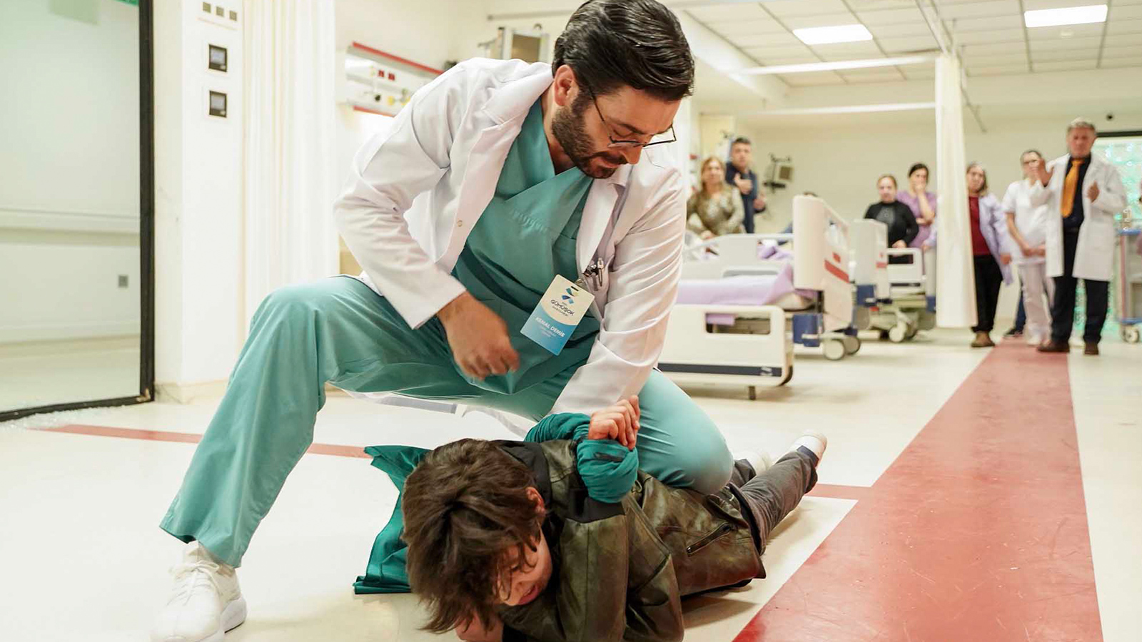 “The Town Doctor” y “Royal Flying Doctor Service”, las nuevas series médicas