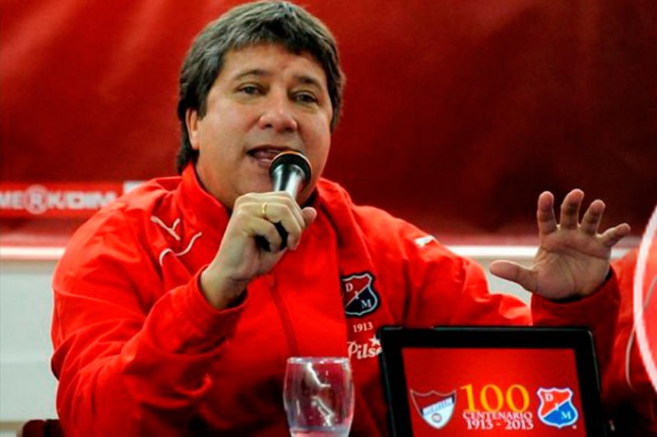 Errores arbitrales tienen al Medellín cerca de la eliminación: Bolillo
