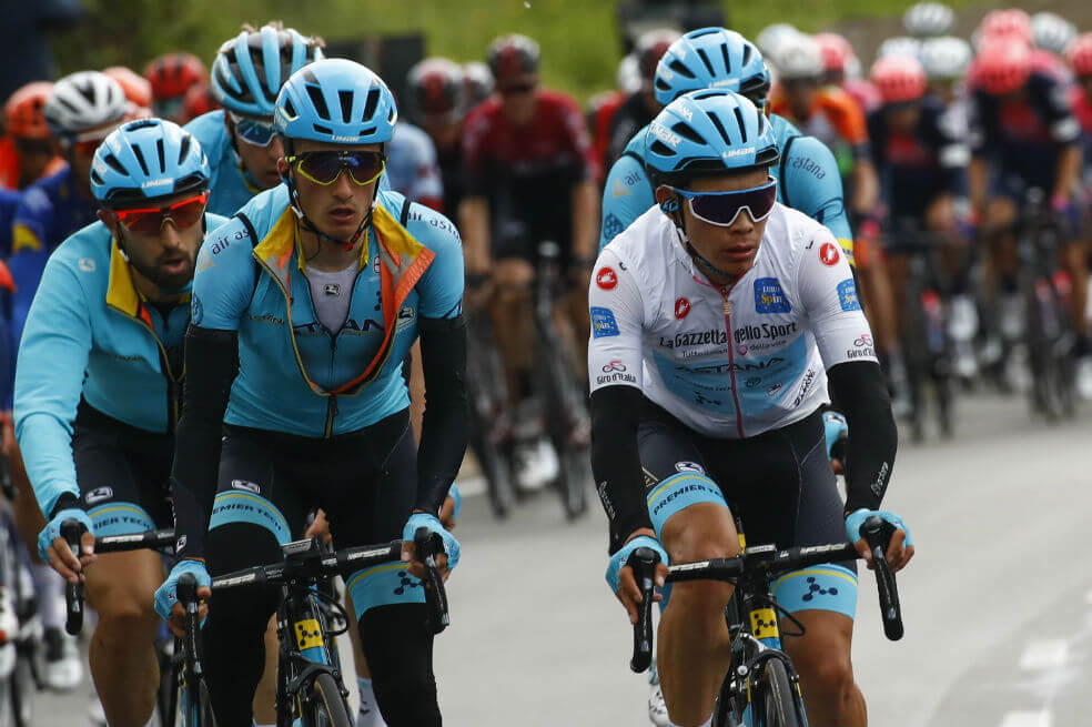 “Miguel Ángel López todavía tiene opciones en el Giro”: Rigoberto Urán