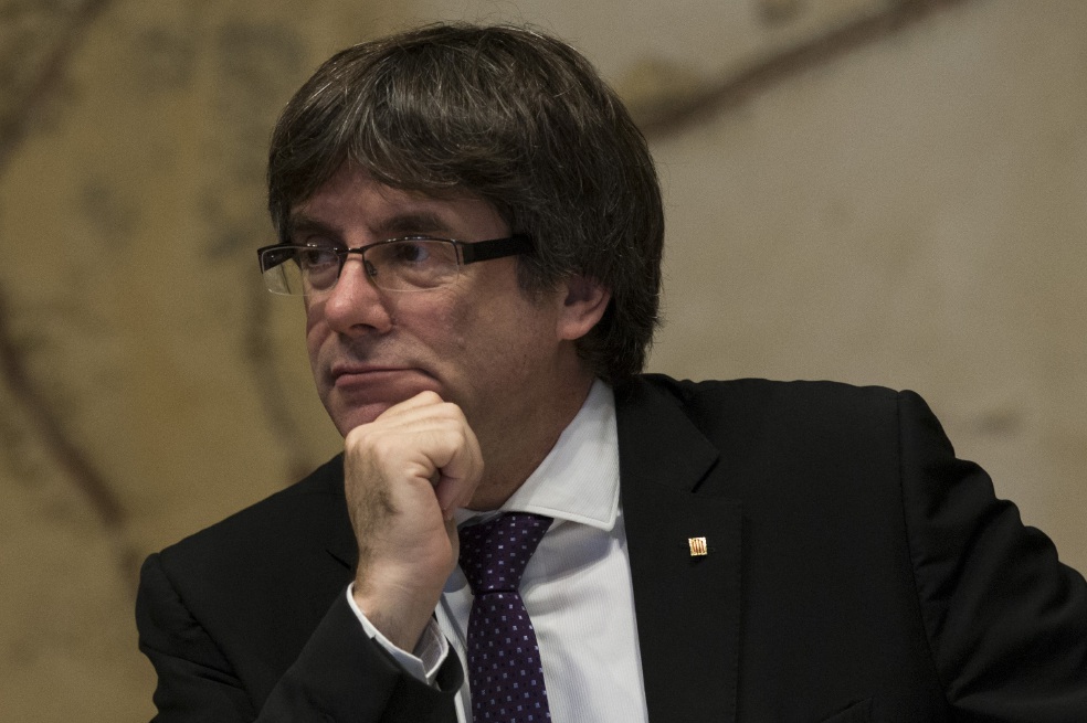 El hombre que aguanta el timón en la tormenta catalana