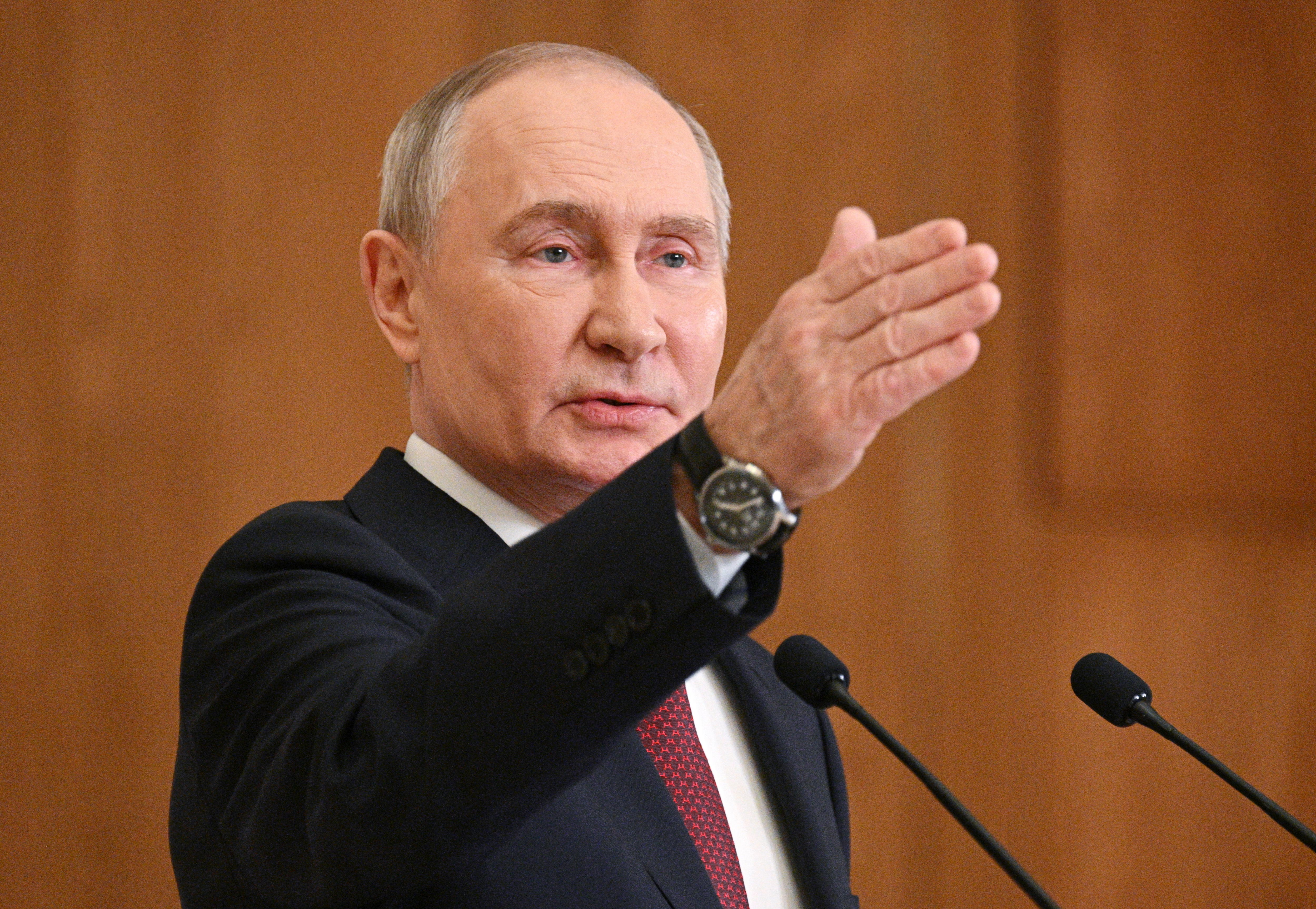 Putin amenaza con atacar con misiles hipersónicos a Kiev, la capital de Ucrania