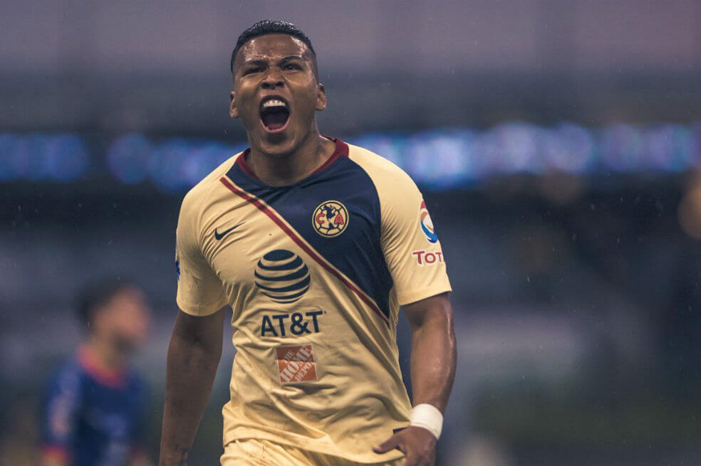 Roger Martínez podría perderse la Copa América por una demanda familiar