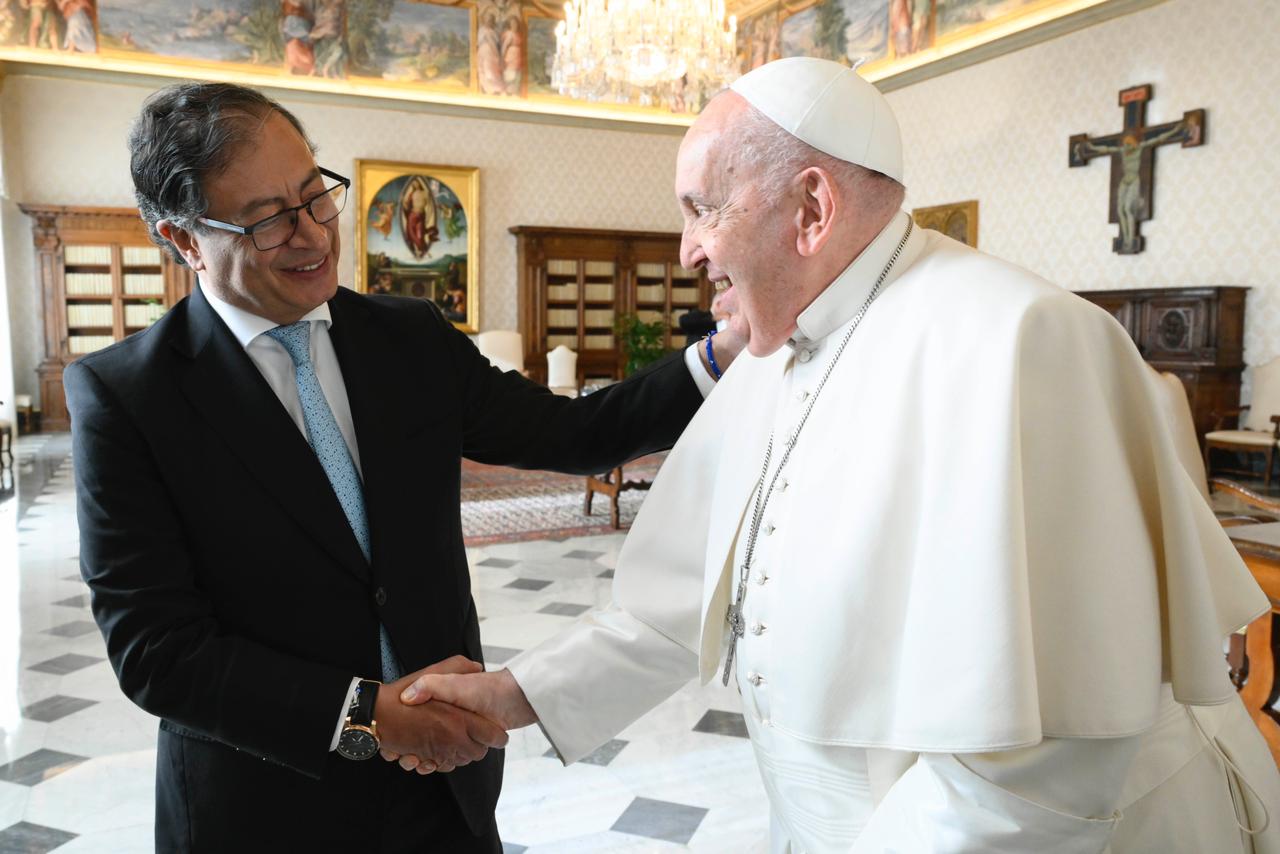 ¿Es viable que el Vaticano sea sede de una de las rondas de diálogos con el ELN?