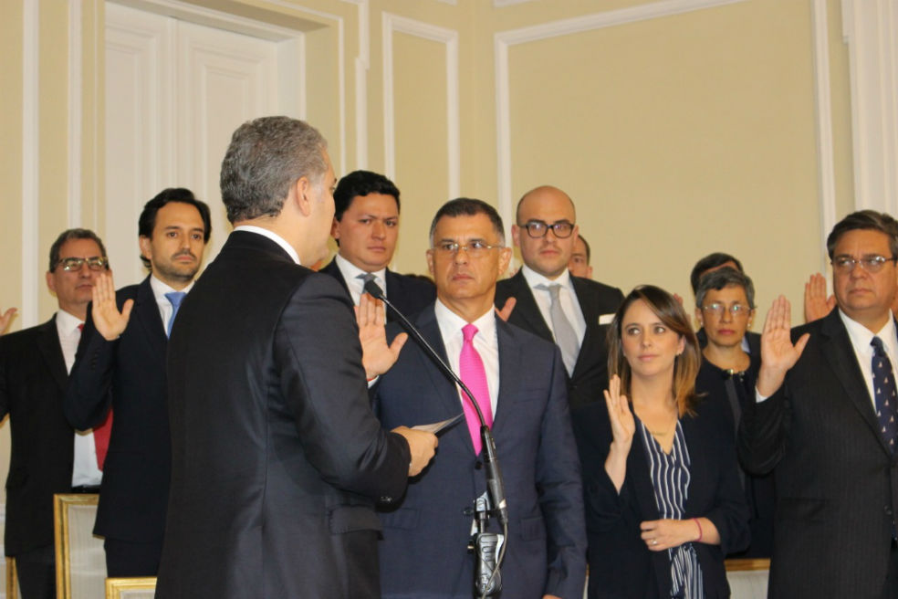 Este es Julio César Aldana, el uribista que por segunda vez llega a la dirección del Invima