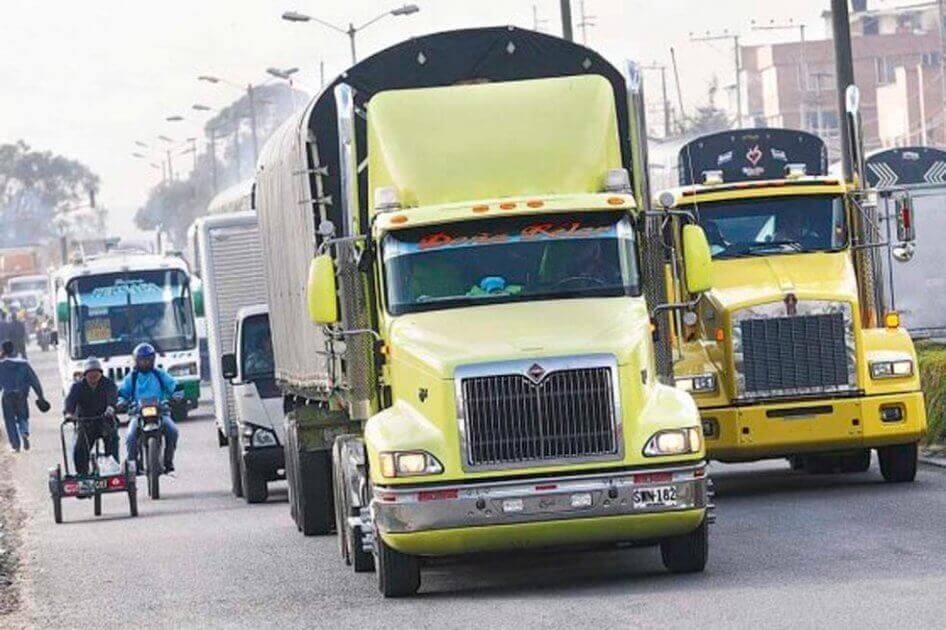 Transportadores de carga dicen que dejarán de traer alimentos a Bogotá