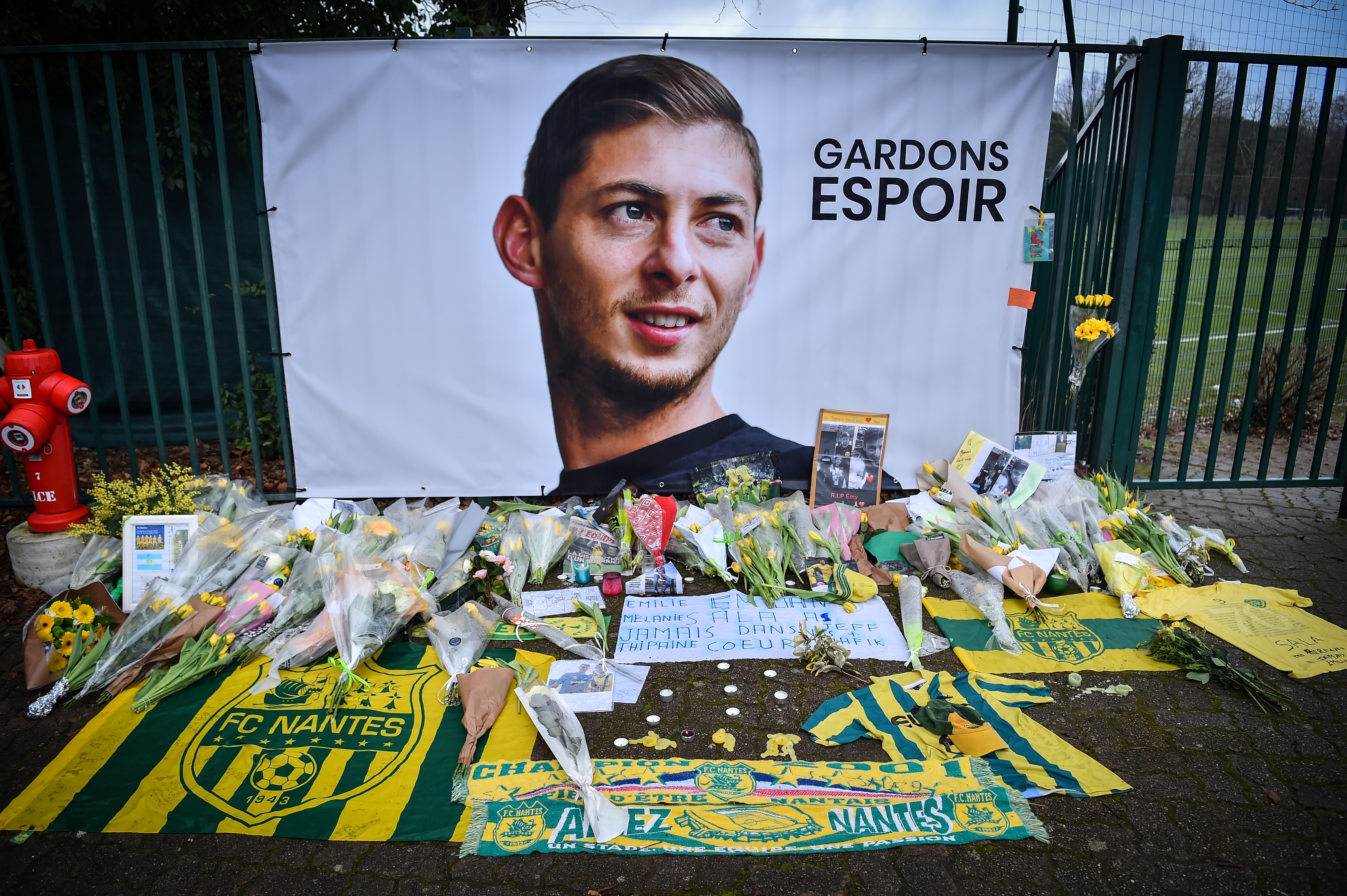 Organizador de vuelo en el que murió Emiliano Sala condenado a 18 meses de prisión