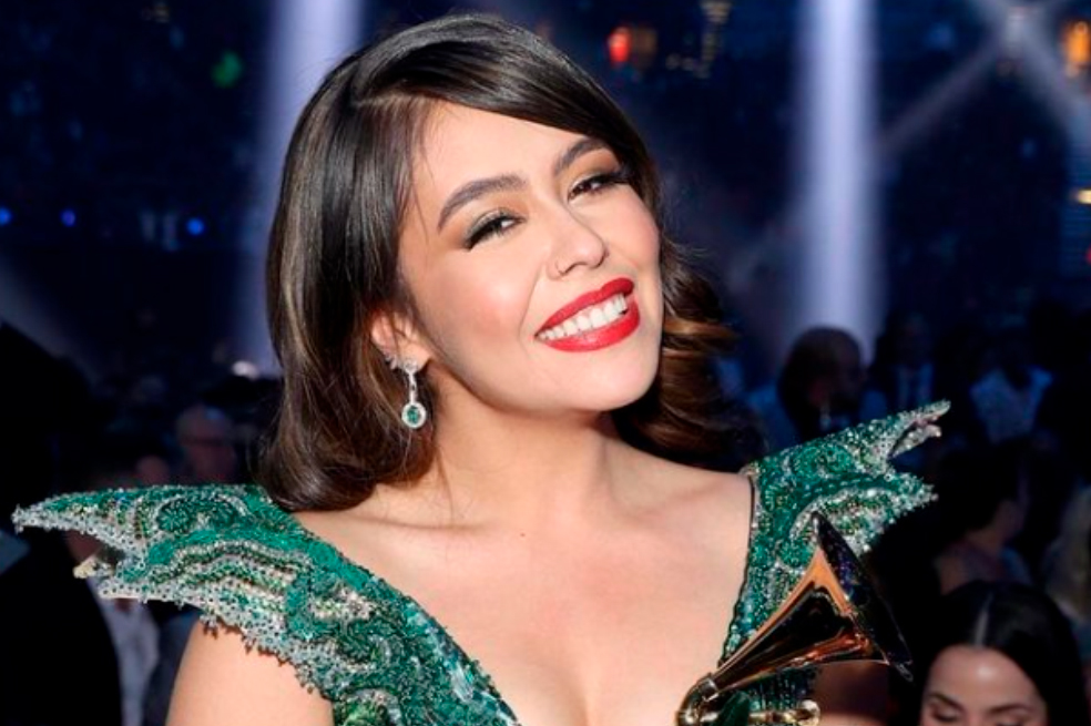 Ella es la Mejor Nueva Artista de los Grammy Latinos 2021. Conoce quién es.