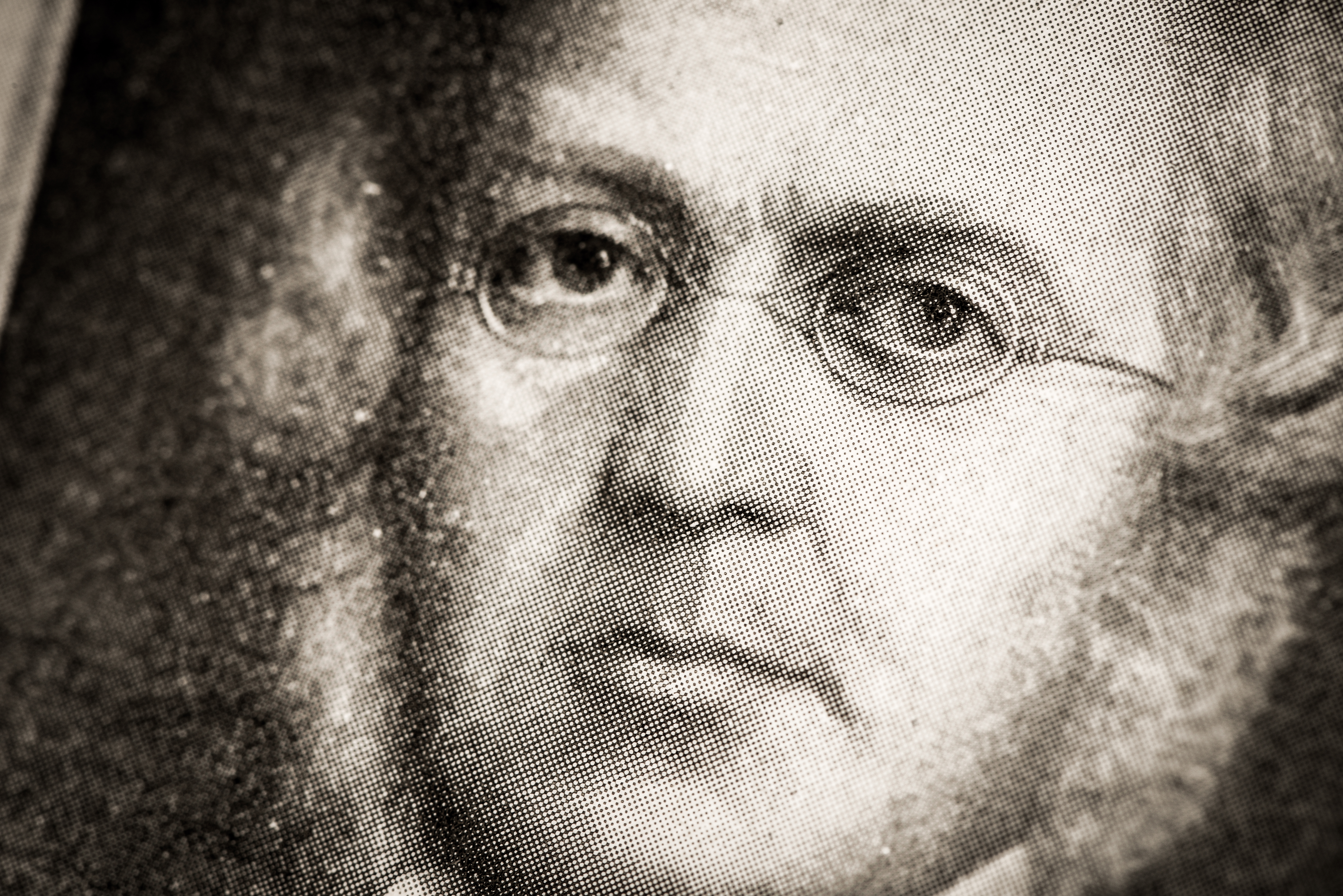 Plumas transgresoras: William Makepeace Thackeray, crítico de la vanidad victoriana