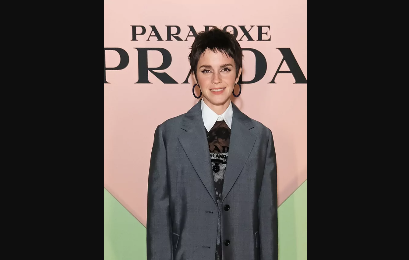 Emma Watson nos muestra la última tendencia en cortes de pelo