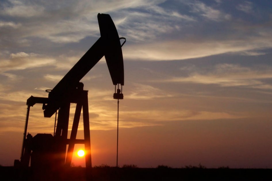 Petróleo y combustibles impulsaron una caída del 36,6% en las exportaciones de enero