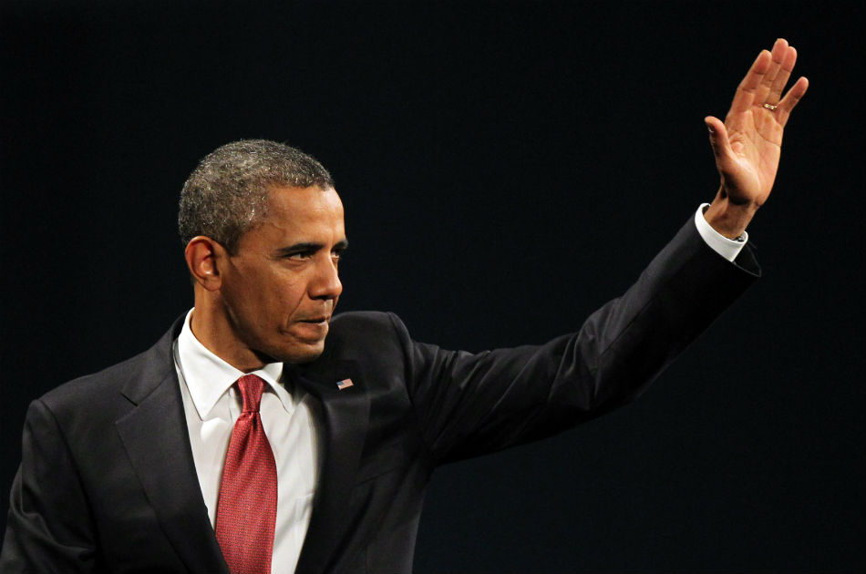 Obama presiona a republicanos por recortes tributarios para clase media
