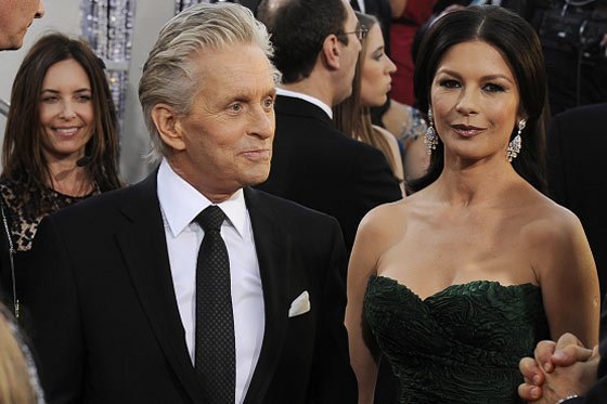Michael Douglas dice que el sexo oral le provocó cáncer de garganta