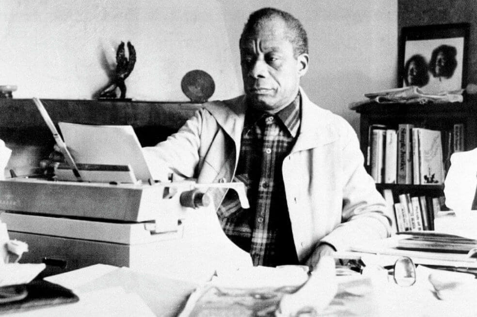 James Arthur Baldwin inició su carrera como escritor a los 17 años tras mudarse a Greenwich Village, en donde logró desarrollar su voz literaria. /  AP