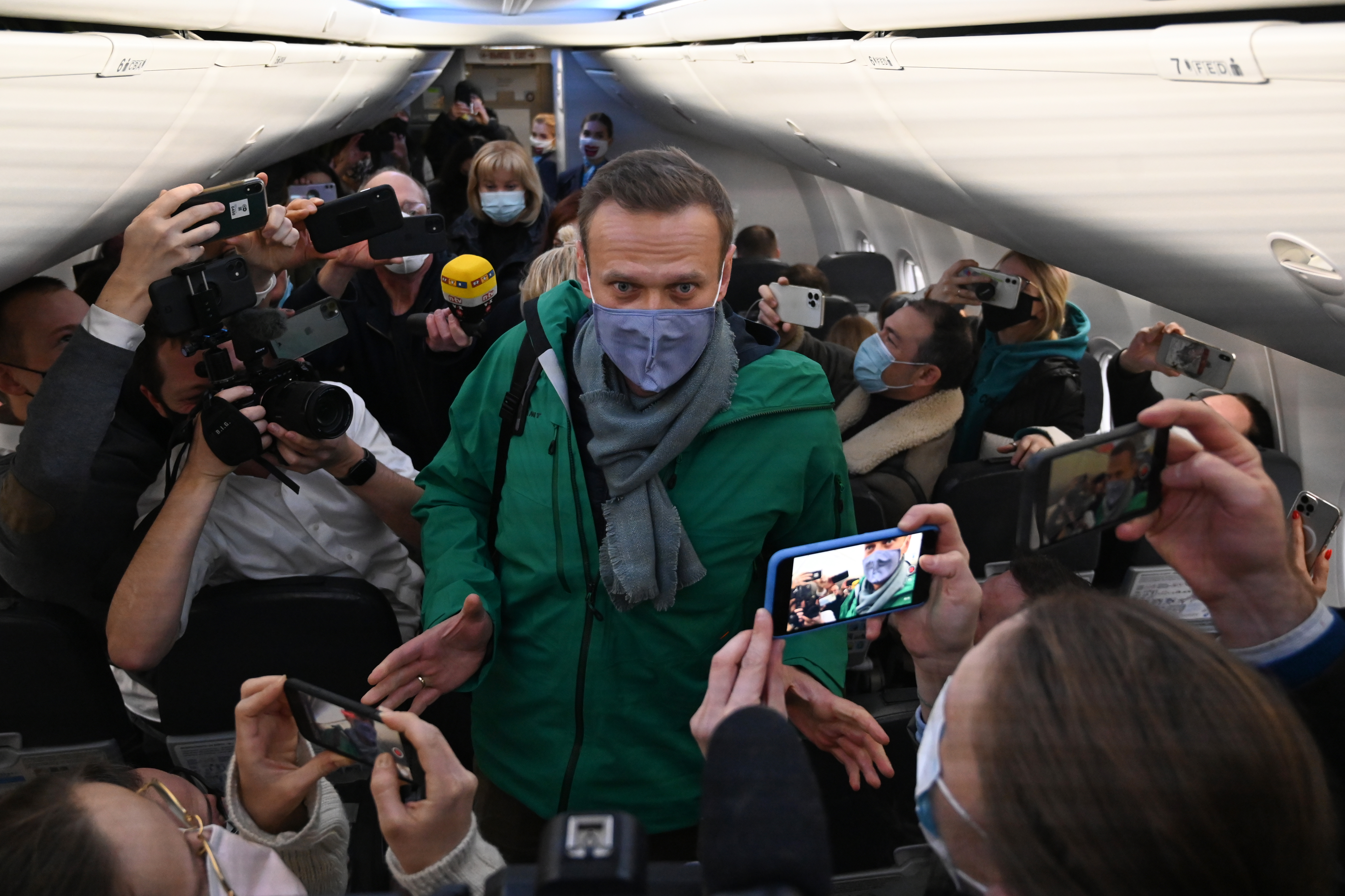 Policía rusa detiene al opositor Alexéi Navalny en el aeropuerto de Moscú