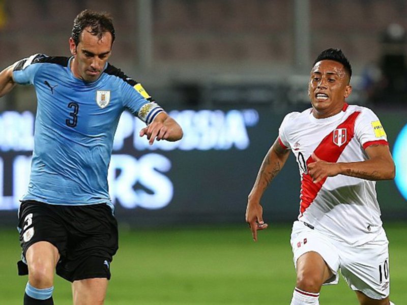 Uruguay y Perú tienen mayores opciones que Colombia de clasificar a Catar 2022. / EFE