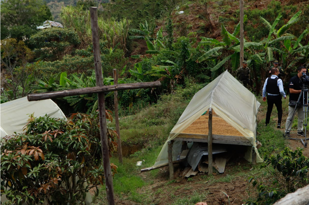 Campamento donde se dio el operativo. Cortesía Alcaldía de Medellín.