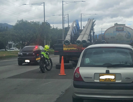 Movilidad hoy: congestión vehicular en la Autopista norte por camión varado