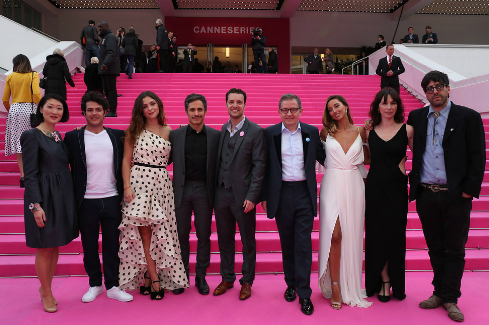 “Aquí en la tierra” sorprendió al público en el festival Canneseries