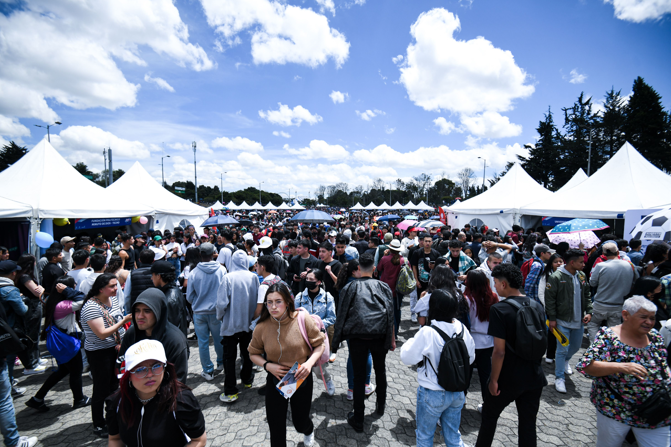 ¿Quiere estudiar? Todos a la U abre nueva convocatoria con más de 27.000 becas