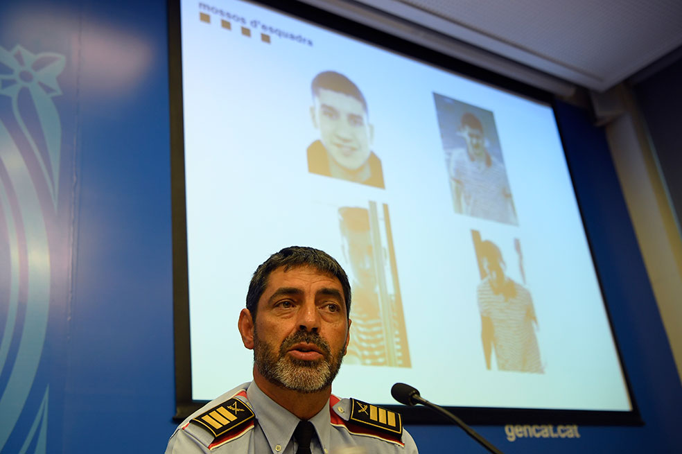 Policía mata a presunto autor del atentado de Barcelona