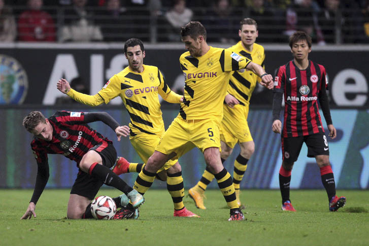 Borussia Dortmund perdió y tocó fondo en la Bundesliga