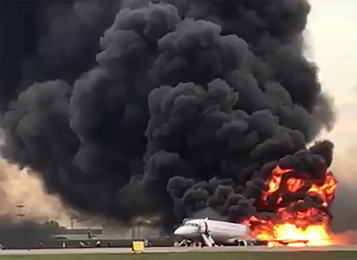 ¿Qué causó la caída del avión ruso accidentado en Moscú?