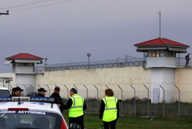 Mafioso intentó escapar de la cárcel en helicóptero