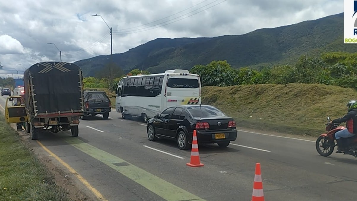 Movilidad hoy: tránsito lento en la Autonorte por vehículo varado en la calle 207