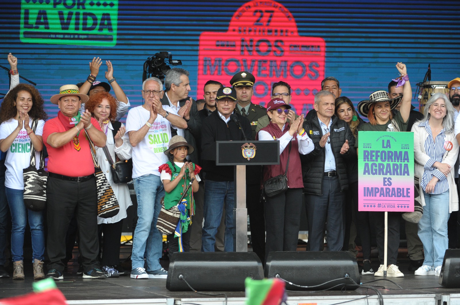 Esto se sabe de la reforma a los servicios públicos que anunció Petro en la marcha
