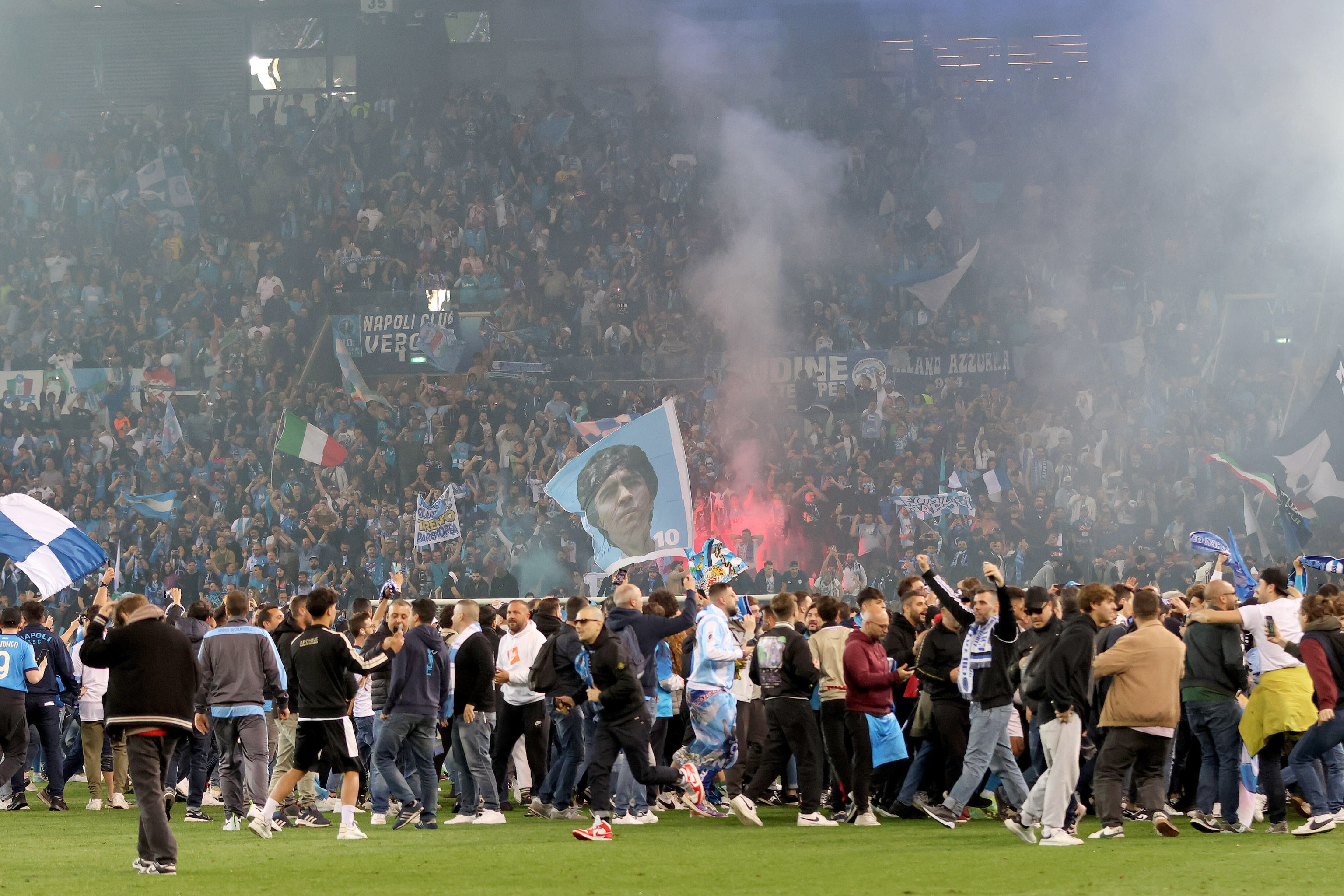 Napoli, campeón: 33 años