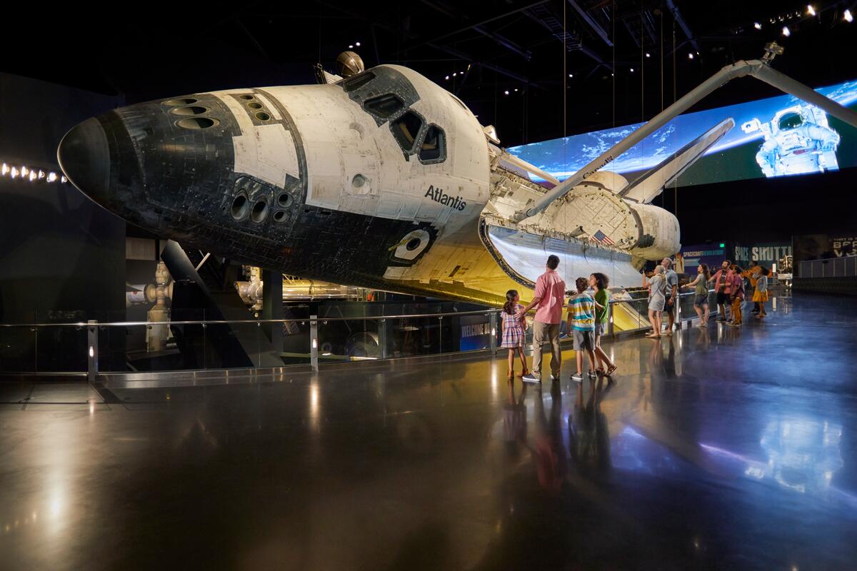 Kennedy Space Center Visitor Complex sigue abierto y operando con normalidad