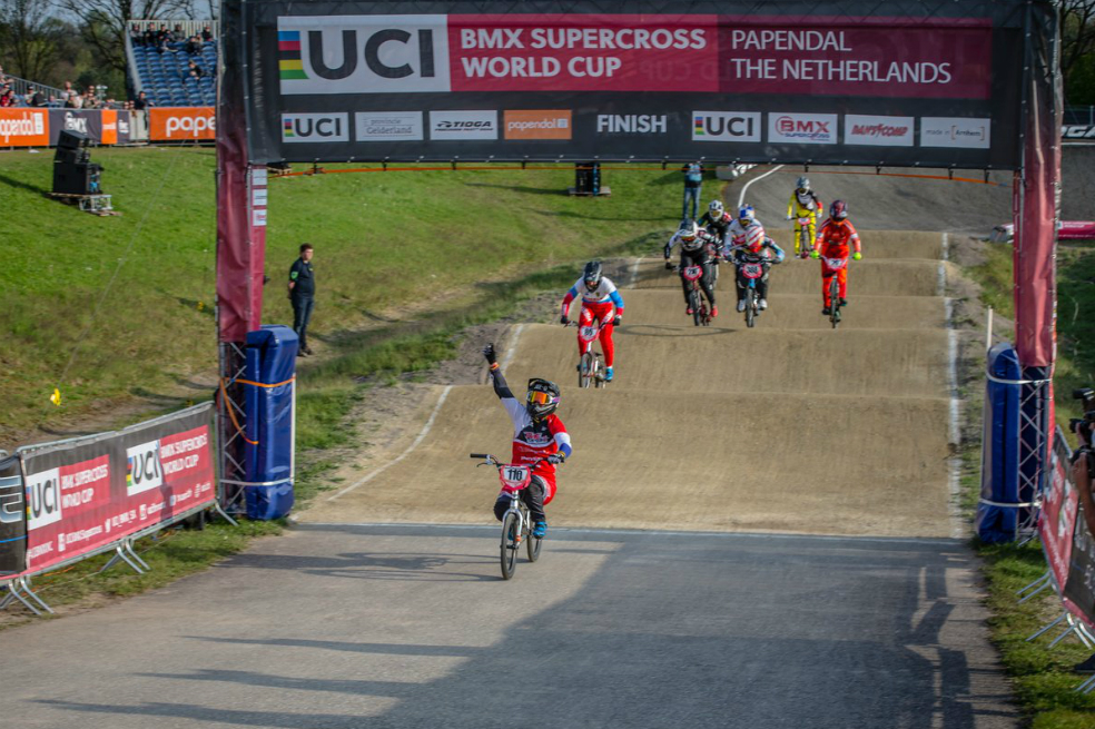 @UCI_BMX_SX