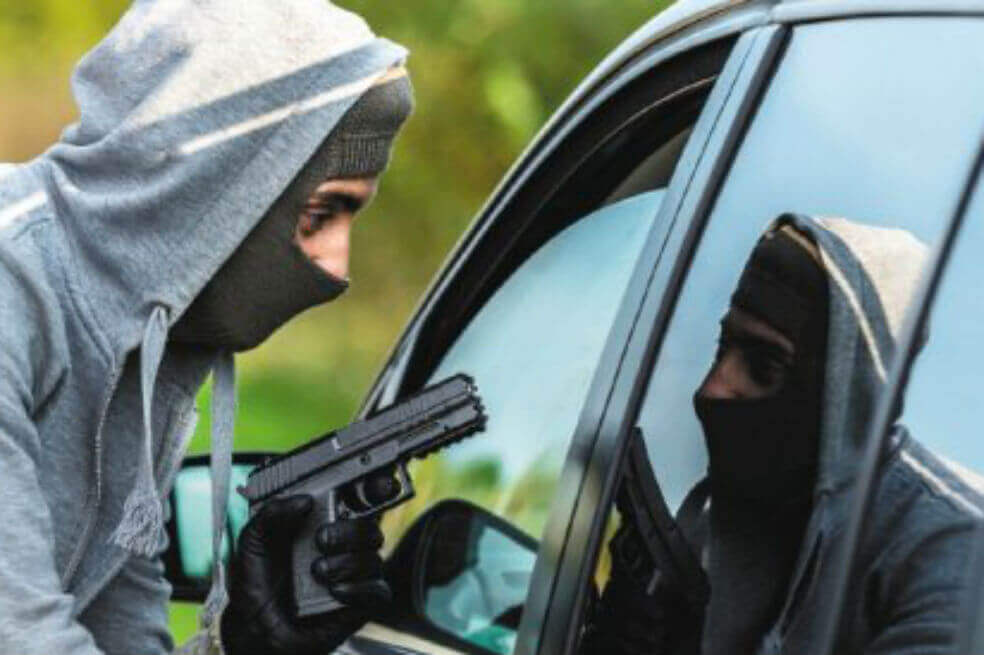 Cae banda de robo de carros liderada por hombre en silla de ruedas en Bogotá