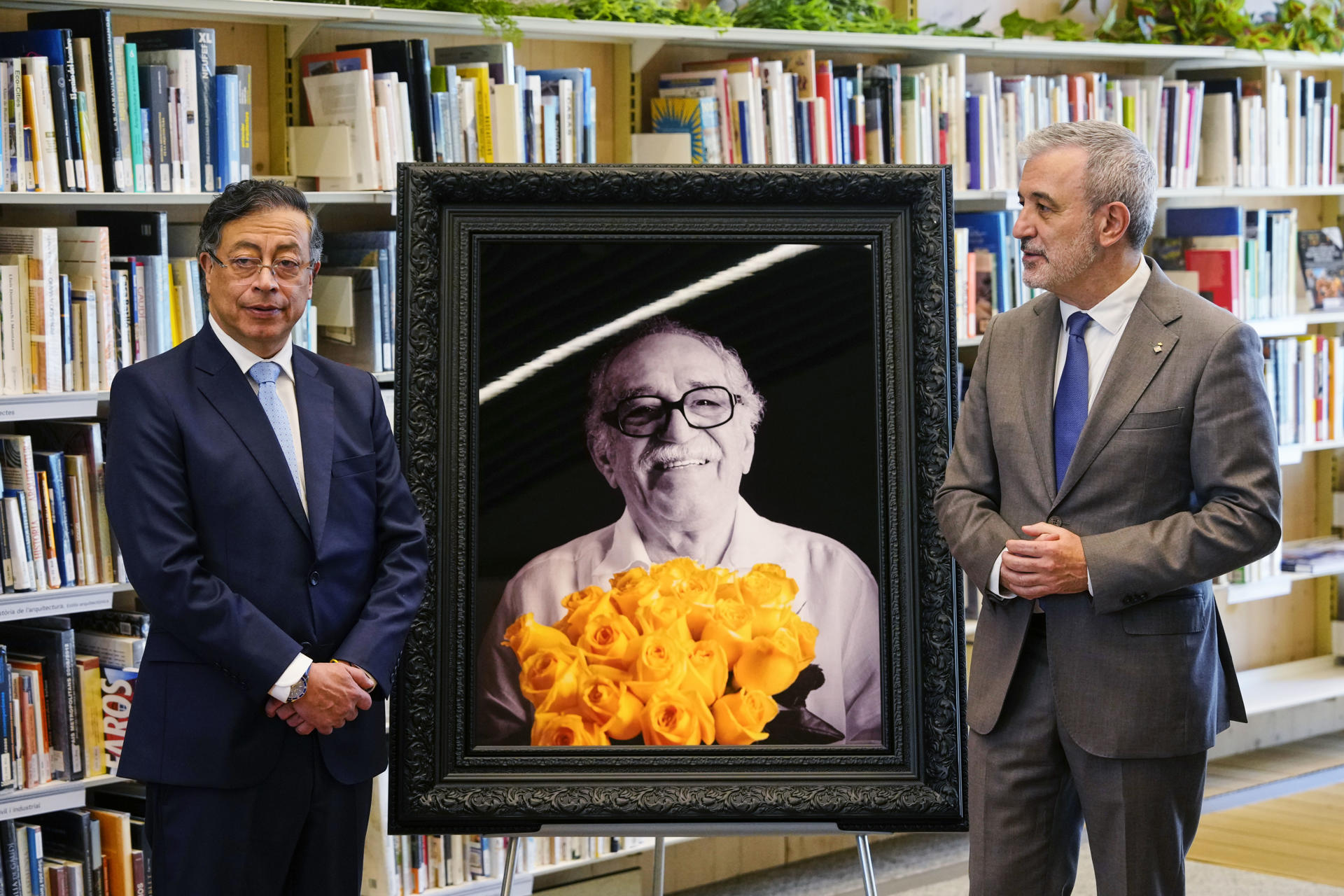 Petro donó a Barcelona el último retrato en vida de García Márquez