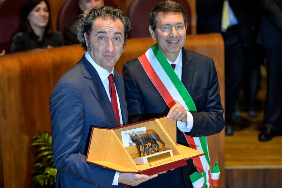 Roma rinde homenaje a ganador de Óscar al mejor filme extranjero
