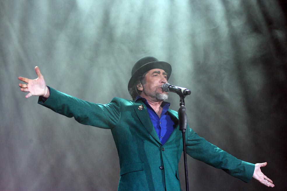 Joaquín Sabina, hospitalizado en Madrid por un problema circulatorio