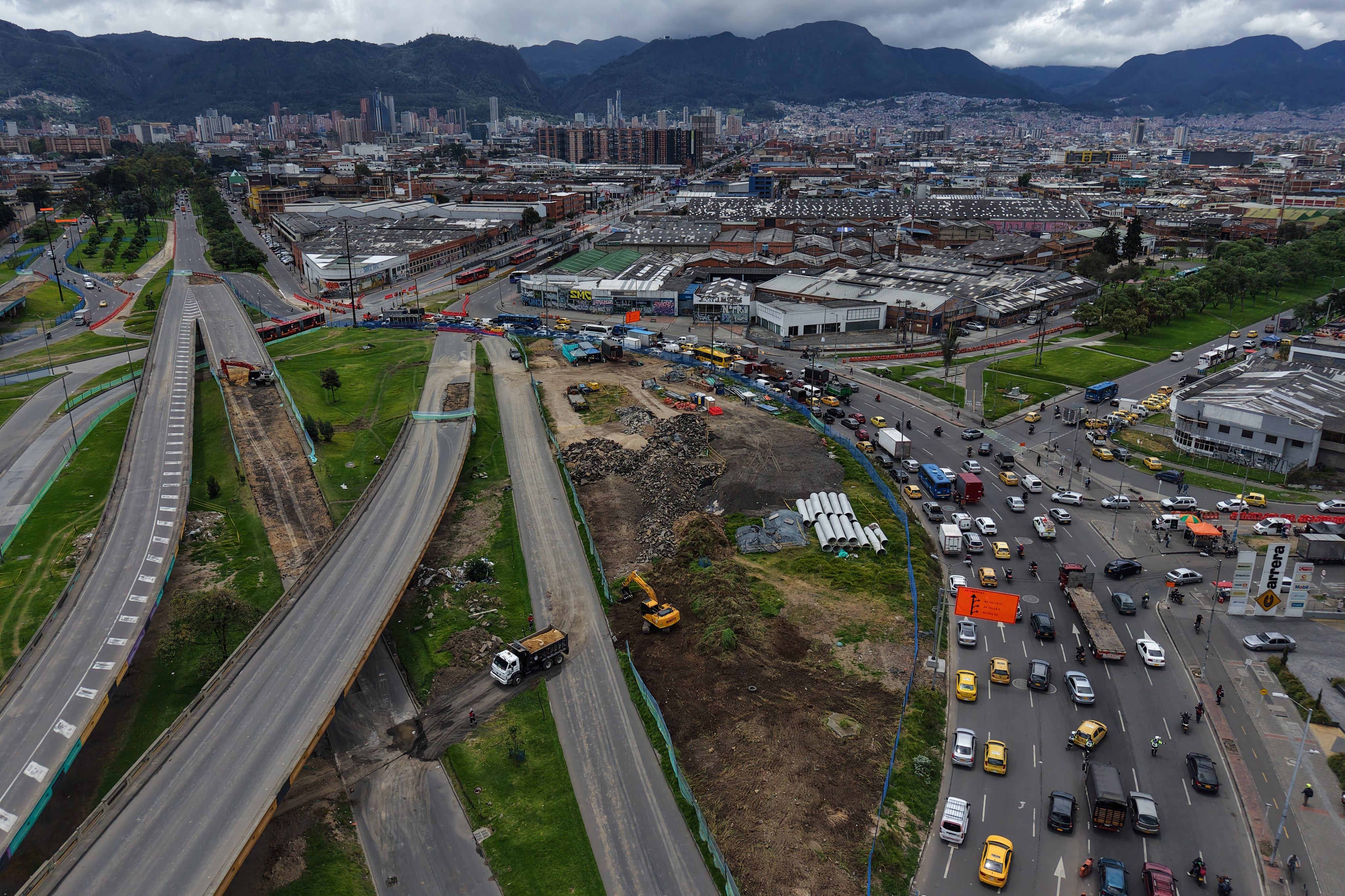 Nueva obra en Bogotá: la nueva calle 13 y la implosión para mitigar el caos vial