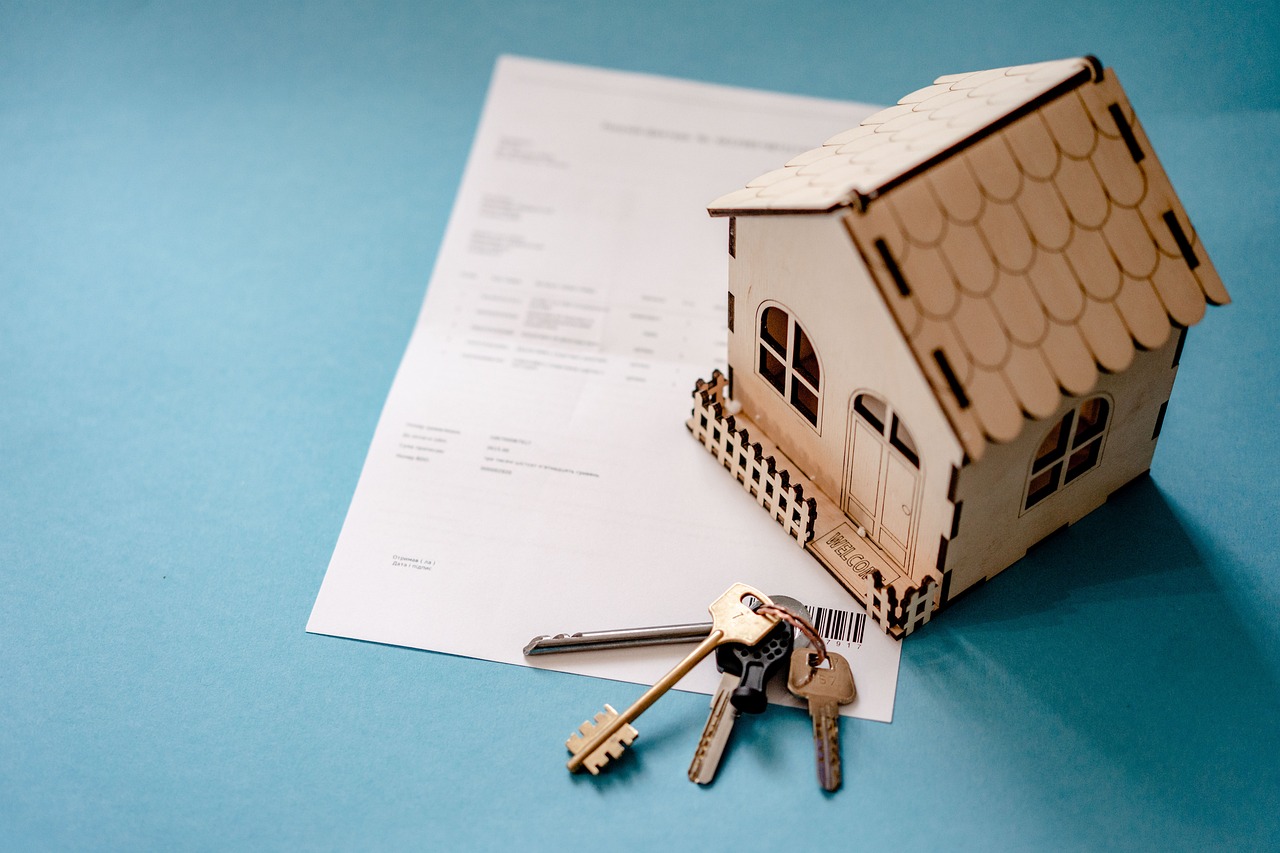 Precios de viviendas nuevas deben pactarse en pesos y no en salarios mínimos: Minvivienda